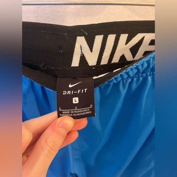 Nike Boys Kid Short Size Large Blue Athletic - Picture 2 of 3